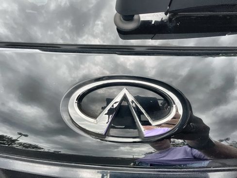 Used 2023 INFINITI QX60 Luxe w/ Cargo Package FWD image 32