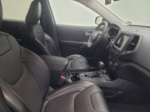 Used 2022 Jeep Cherokee Latitude Lux AWD/4WD image 21