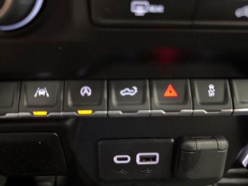 New 2026 Chevrolet Silverado 1500 Custom AWD/4WD image 19