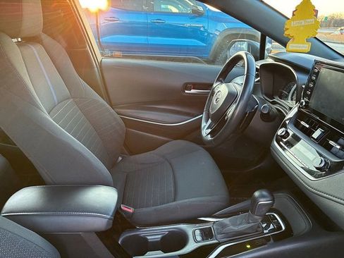 Used 2020 Toyota Corolla SE w/ SE Premium Package image 16