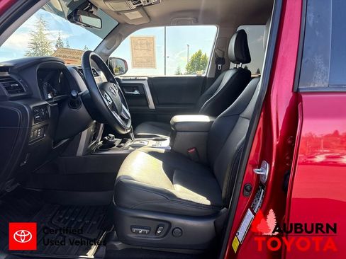 Certified 2021 Toyota 4Runner SR5 Premium AWD/4WD image 18
