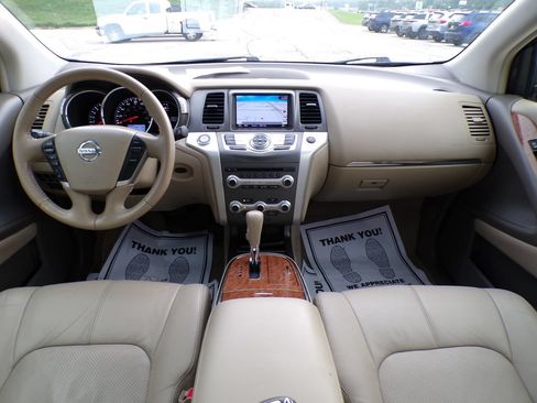 Used 2013 Nissan Murano LE w/ Platinum Pkg AWD/4WD image 19