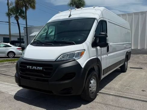 Used 2023 RAM ProMaster 3500 FWD image 2