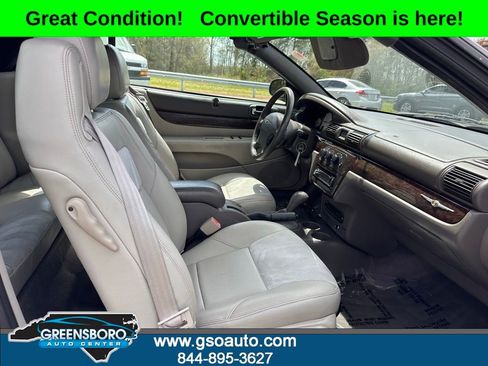 Used 2004 Chrysler Sebring Limited w/ Driver Convenience Group image 15