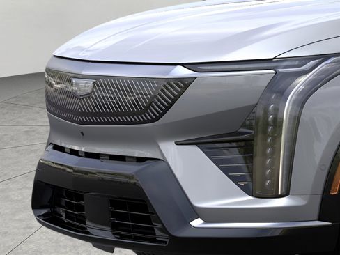 New 2026 Cadillac Optiq Luxury 2 image 13