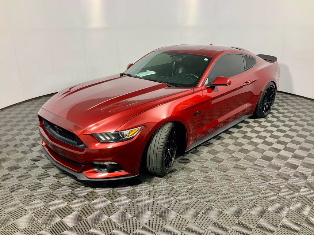 Used 2015 Ford Mustang GT Premium w/ Equipment Group 401A RWD image 9