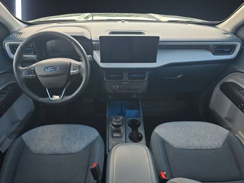Certified 2025 Ford Maverick XLT w/ XLT Luxury Package FWD image 10