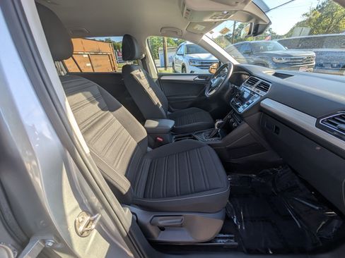 Used 2024 Volkswagen Tiguan S FWD image 10