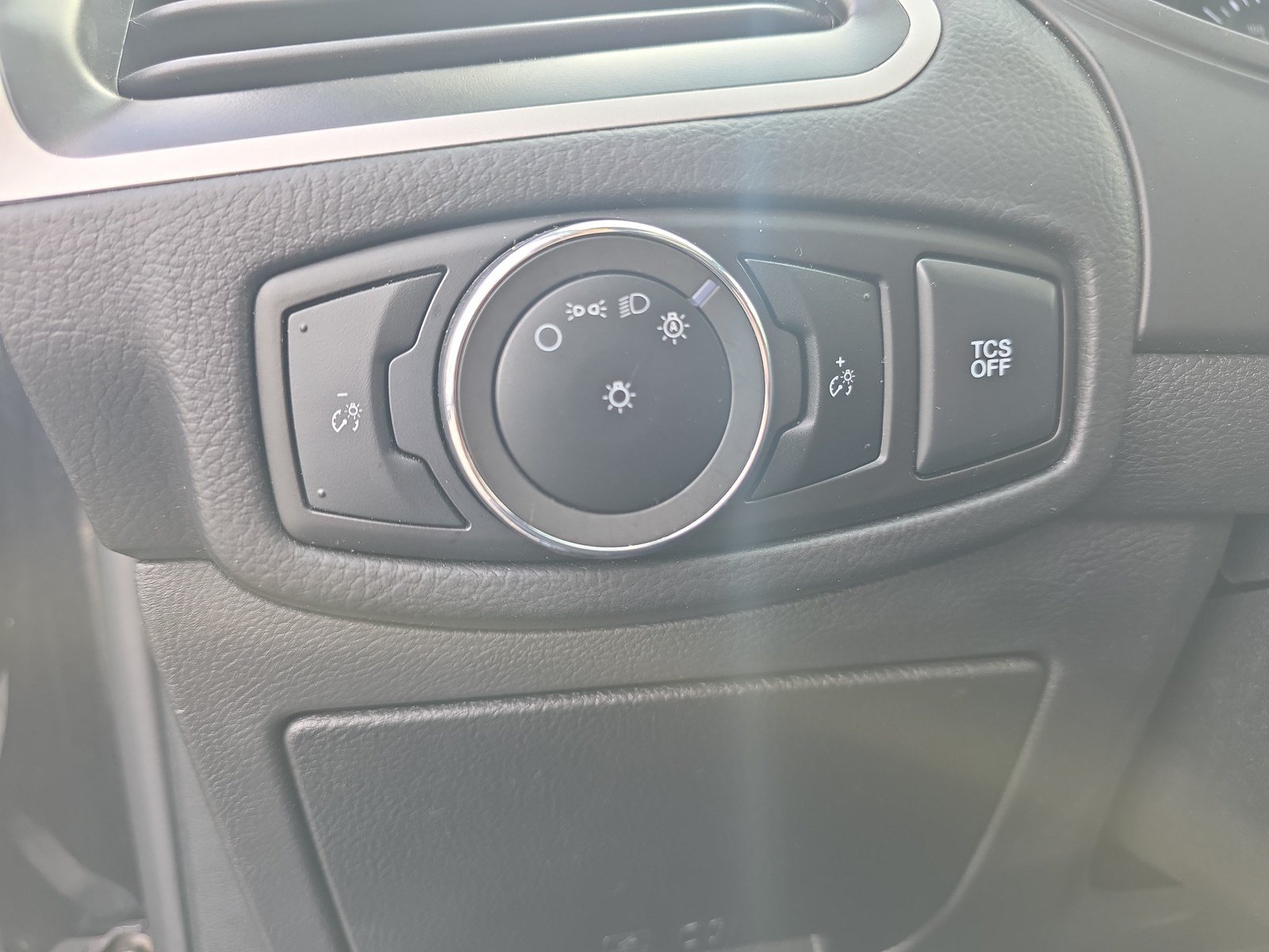 Used 2024 Ford Edge SEL AWD/4WD image 26