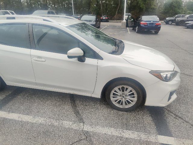 Used 2017 Subaru Impreza 2.0i Premium AWD/4WD image 18