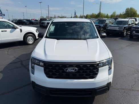 Used 2025 Ford Maverick XL w/ Equipment Group 102A AWD/4WD image 21