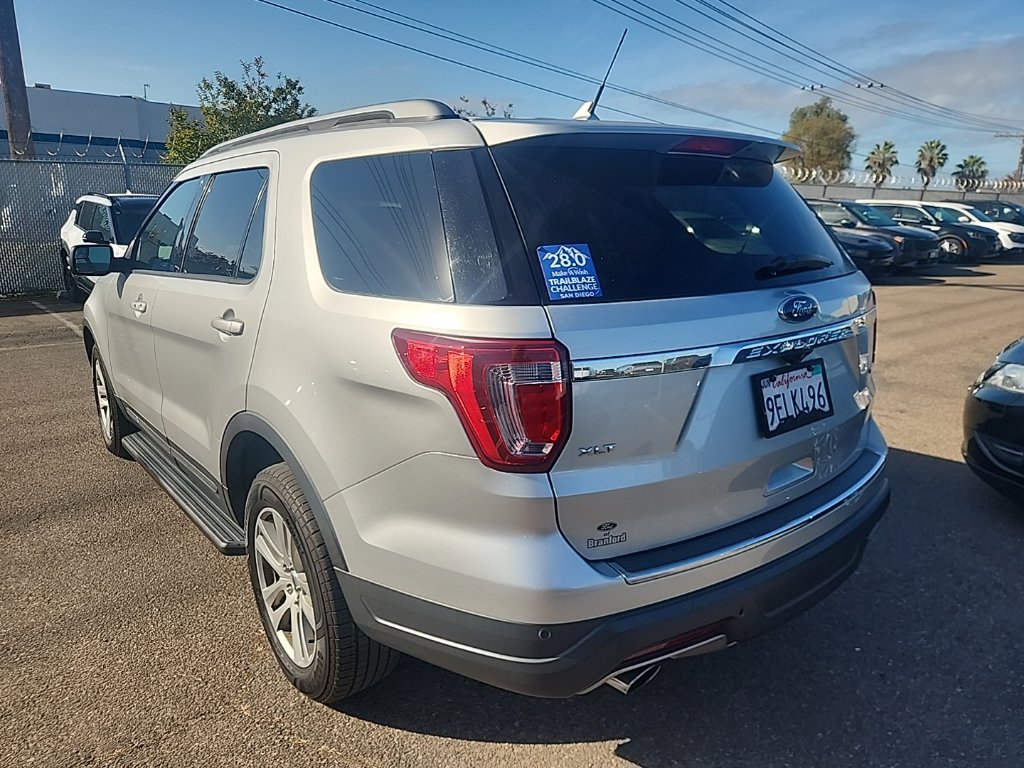 Used 2018 Ford Explorer XLT w/ Equipment Group 201A AWD/4WD image 10