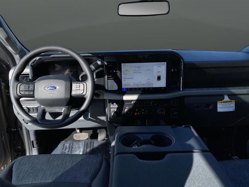 New 2026 Ford F250 XLT w/ XLT Premium Package image 5