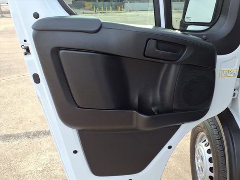 Used 2024 RAM ProMaster 2500 w/ Safety Group image 27