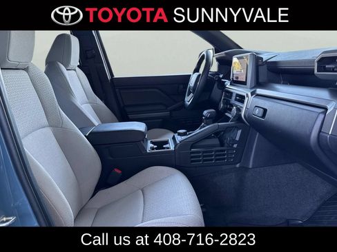 Used 2025 Toyota 4Runner SR5 RWD image 22