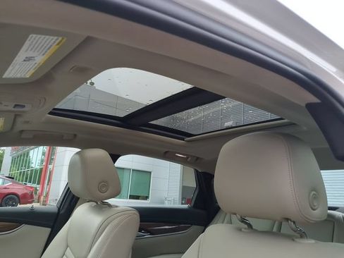 Used 2019 Cadillac XTS Luxury FWD image 17