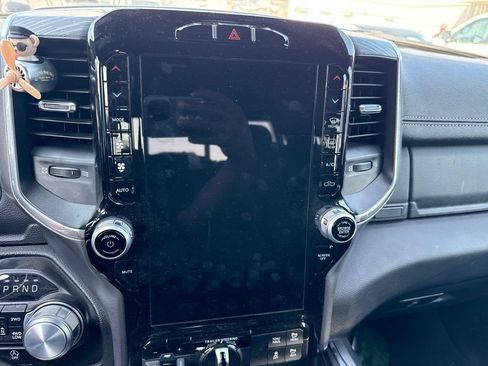 Used 2023 RAM 1500 Laramie AWD/4WD image 14