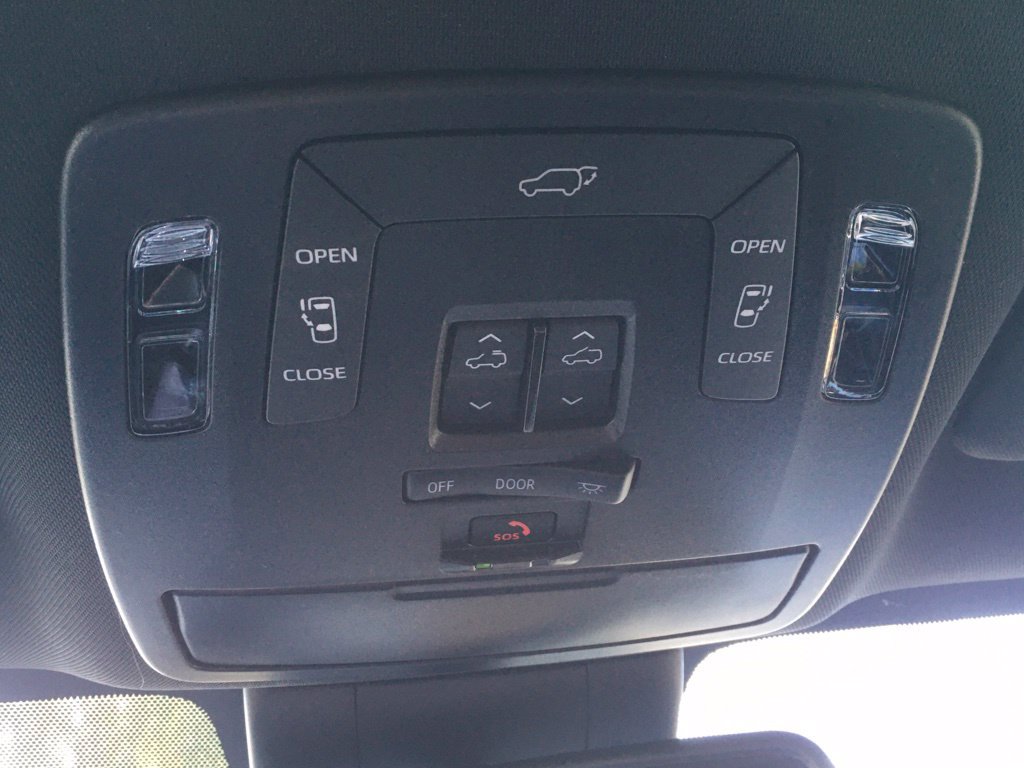 New 2026 Toyota Sienna XLE Woodland Edition AWD/4WD image 15