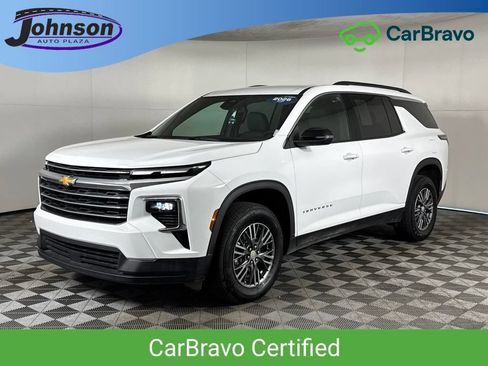 Certified 2026 Chevrolet Traverse LT AWD/4WD image 1