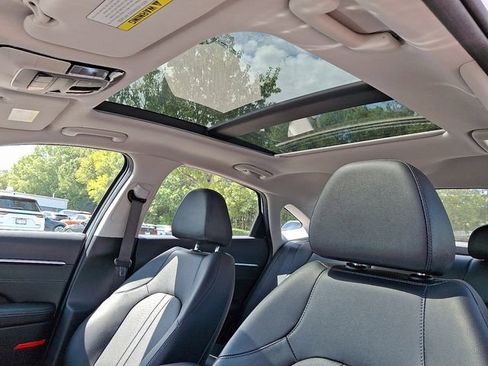 Used 2023 Hyundai Sonata Limited w/ Cargo Package image 18