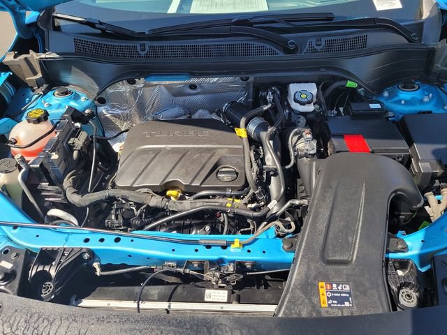 Used 2025 Chevrolet Trax RS w/ Driver Confidence Package FWD image 28
