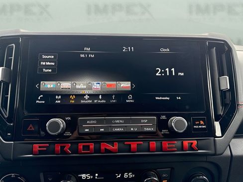 Used 2025 Nissan Frontier PRO-4X AWD/4WD image 17