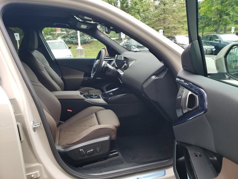 New 2026 BMW X3 xDrive30i w/ Premium Package AWD/4WD image 17