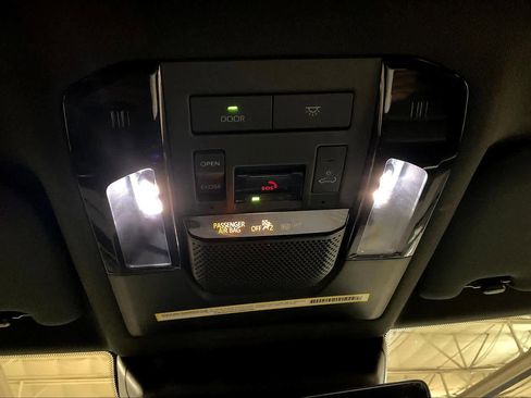 Used 2024 Lexus GX 550 image 35