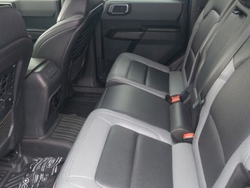 Certified 2024 Ford Bronco Black Diamond AWD/4WD image 7