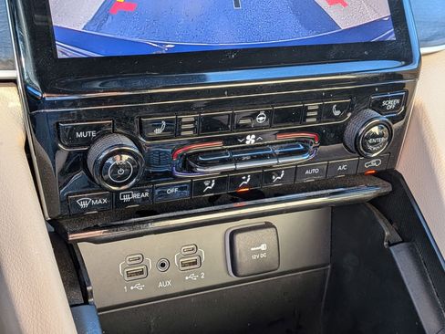 Used 2024 Jeep Grand Cherokee Limited 4xe image 23