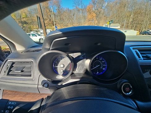 Used 2017 Subaru Outback 3.6R Limited image 8