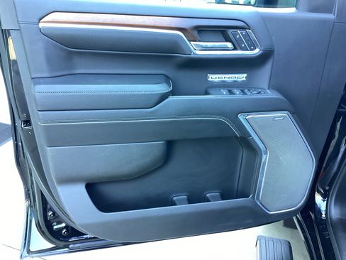Used 2024 GMC Sierra 1500 Denali w/ Denali Reserve Package image 23