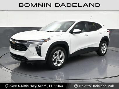 Used 2024 Chevrolet Trax LS w/ LS Convenience Package