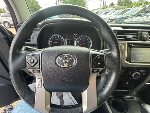 Used 2016 Toyota 4Runner SR5 RWD image 10