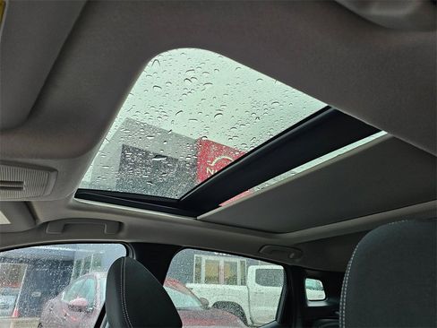 New 2026 Nissan Kicks SV image 12