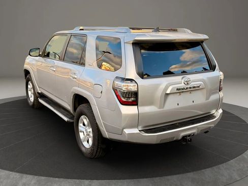 Used 2015 Toyota 4Runner 4WD image 6