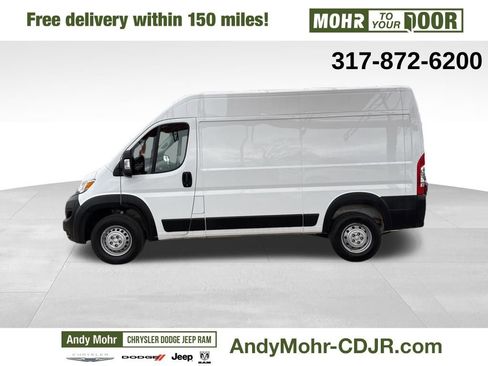Used 2025 RAM ProMaster 2500 w/ Convenience Group image 4