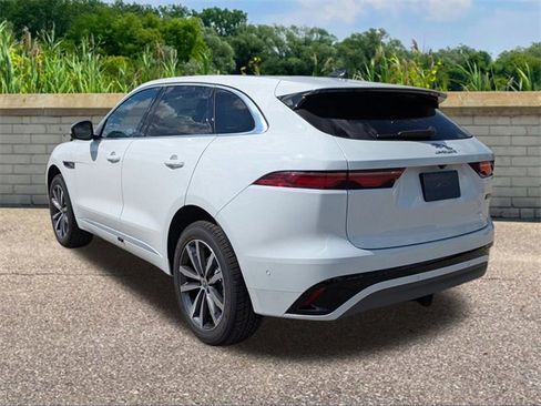 New 2026 Jaguar F-PACE R-Dynamic S image 6