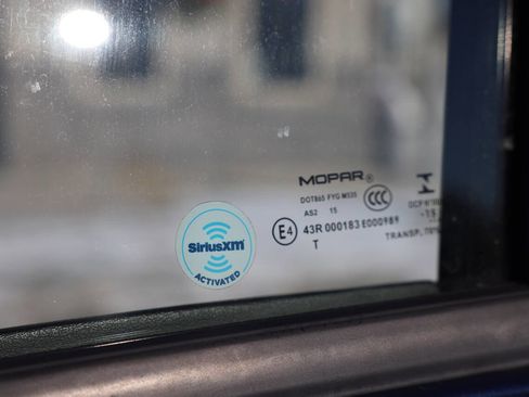 Used 2016 Jeep Patriot Latitude image 28