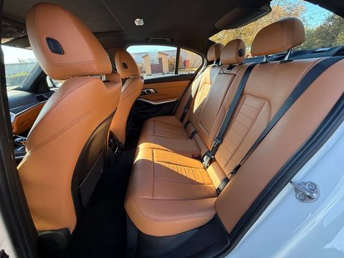 Used 2019 BMW 330i xDrive Sedan w/ Convenience Package image 11