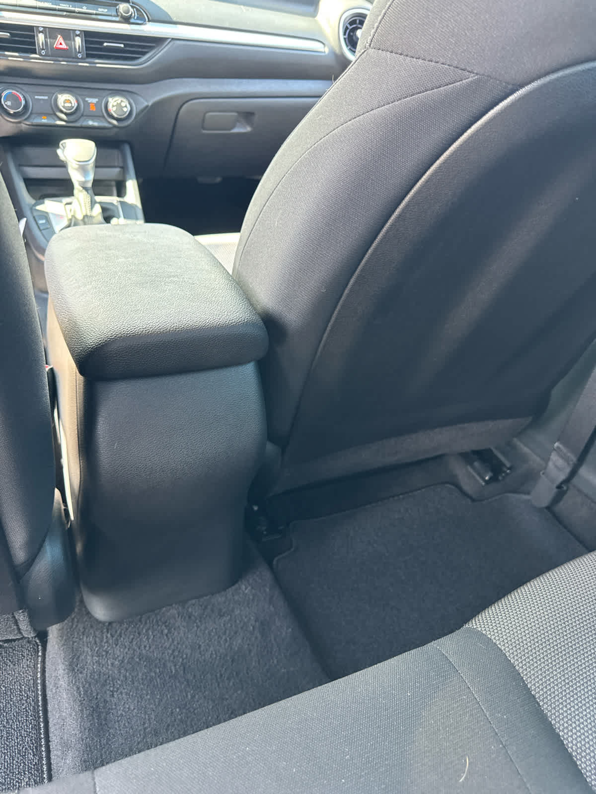Used 2022 Kia Forte LXS w/ LXS Technology Package FWD image 10