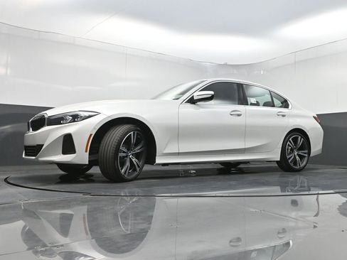 Used 2024 BMW 330i Sedan RWD image 27