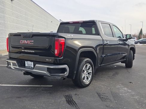 Used 2025 GMC Sierra 1500 SLT image 11