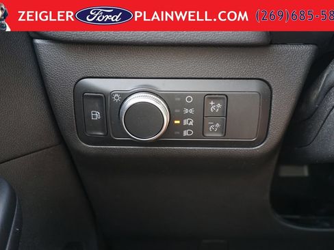 Used 2022 Ford Escape SE AWD/4WD image 27