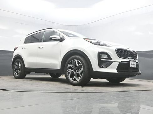 Used 2020 Kia Sportage EX w/ Option Group 15 FWD image 30