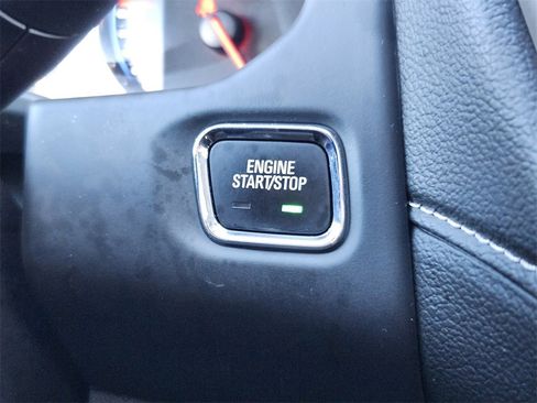 Used 2023 GMC Acadia Denali w/ Denali Ultimate Package image 24