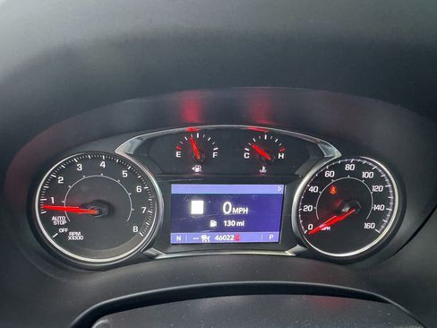 Used 2022 GMC Terrain SLT w/ Infotainment Package II image 15