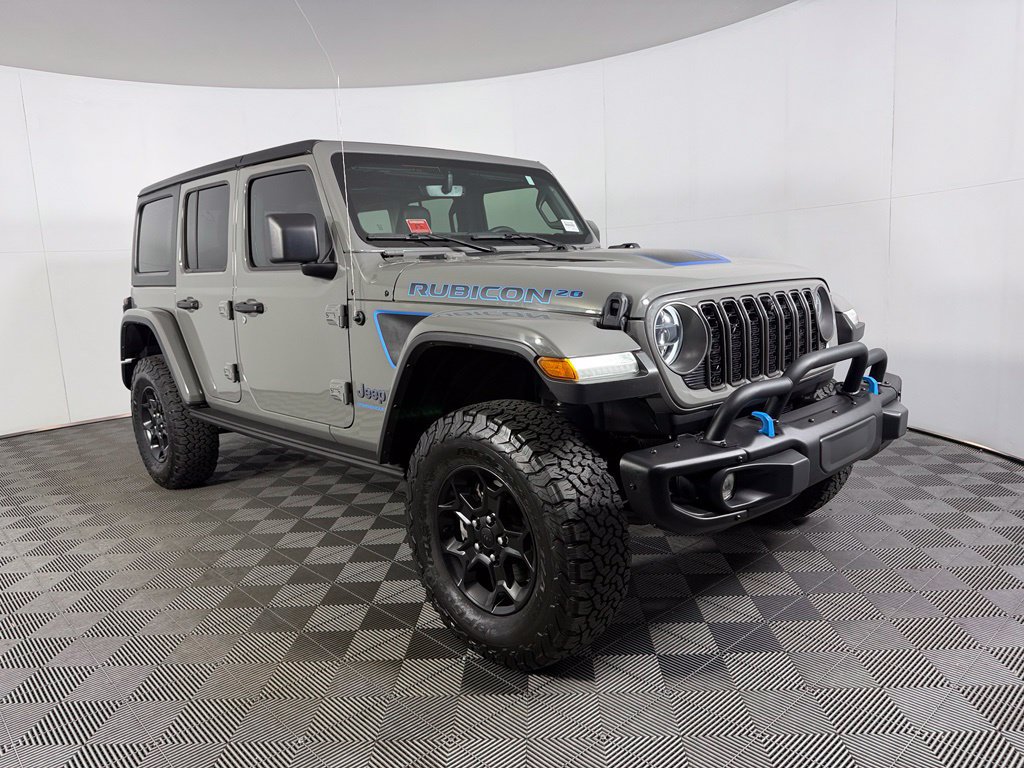 Used 2023 Jeep Wrangler Unlimited Rubicon 4xe AWD/4WD image 4