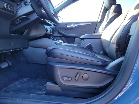 New 2026 Ford Escape ST-Line w/ Cold Weather Package image 17