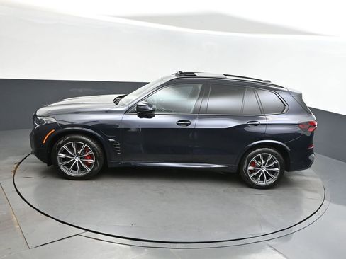 Certified 2026 BMW X5 xDrive50e w/ M Sport Package AWD/4WD image 32